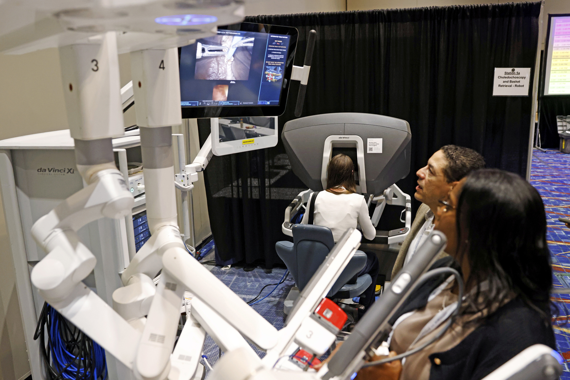 Essentials of Robotic Hernia Surgery