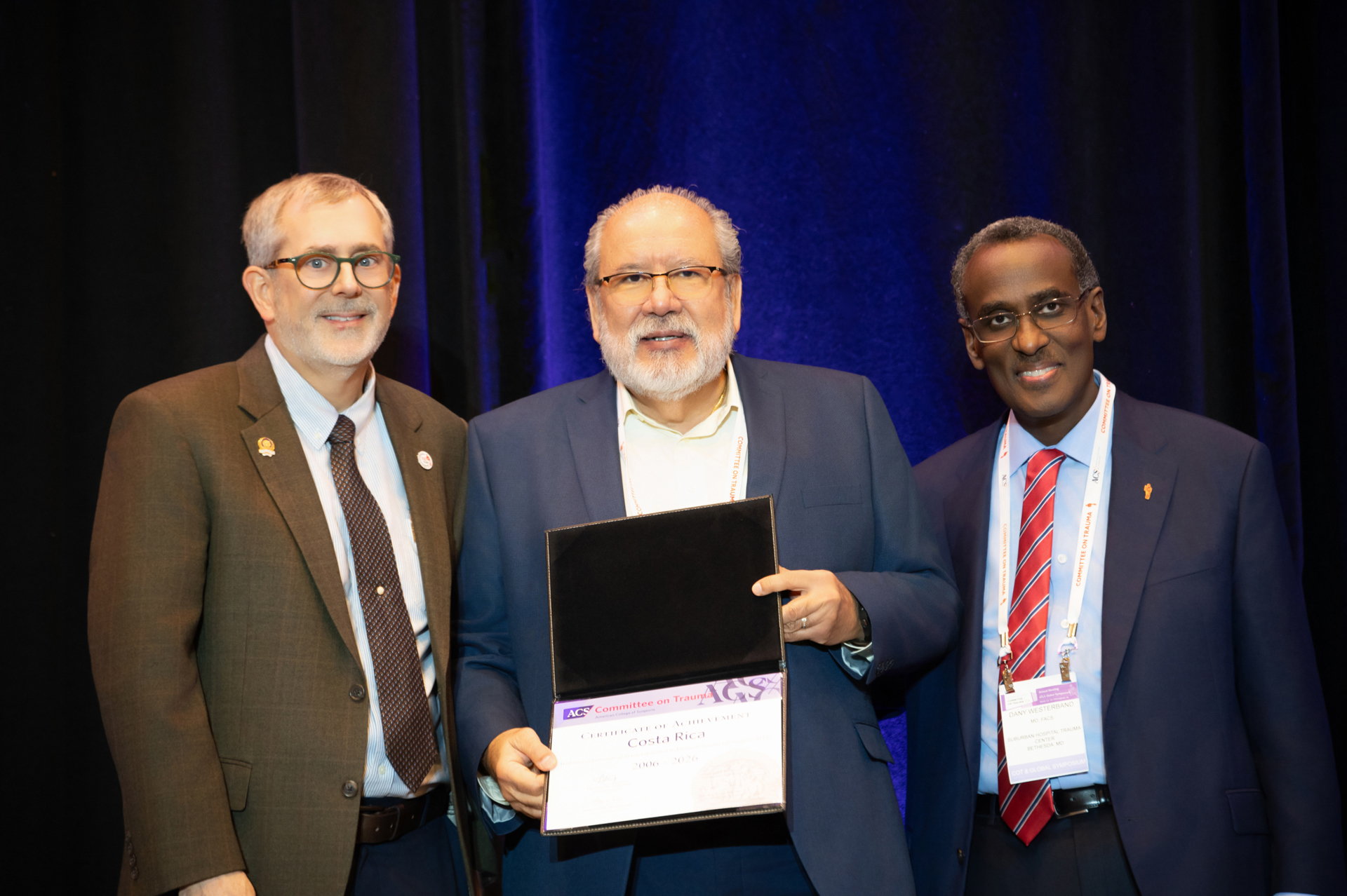 13costa-rica-award.jpg